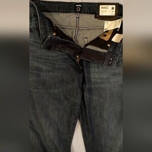 🔥NWT🔥 BOSS Men's Jeans (Size 30x32)